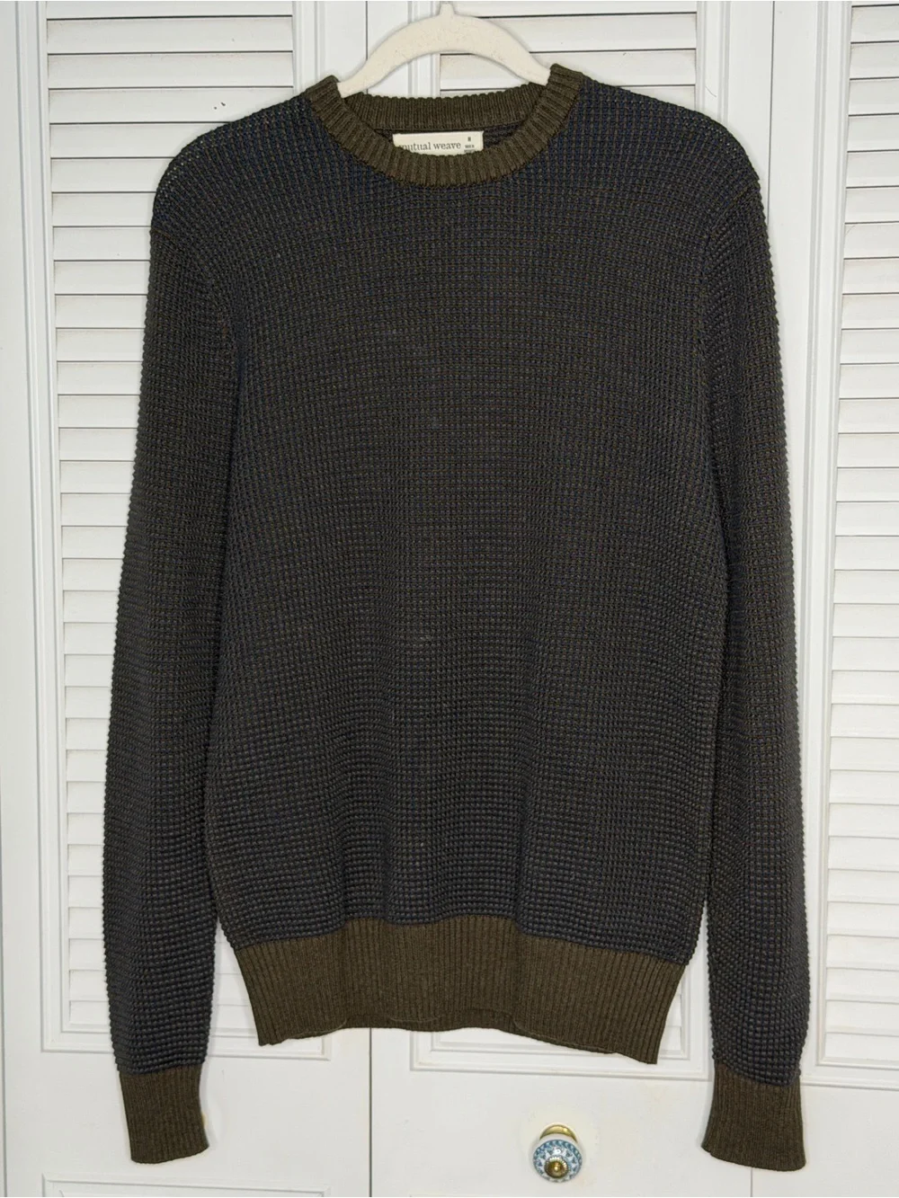 Mutual Weave Men's Waffle Knit Crewneck Sweater Olive Green Blue Blend Size M